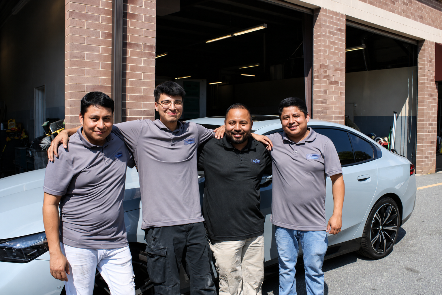 Roland Auto Collision Repair team in Duluth, GA